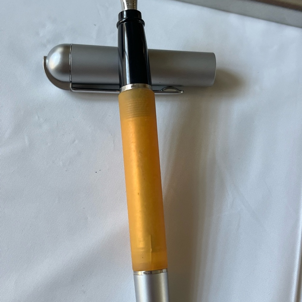 Aurora C/15 Stilografica Fountain Pen With Blue Ink - Picture 3 of 9